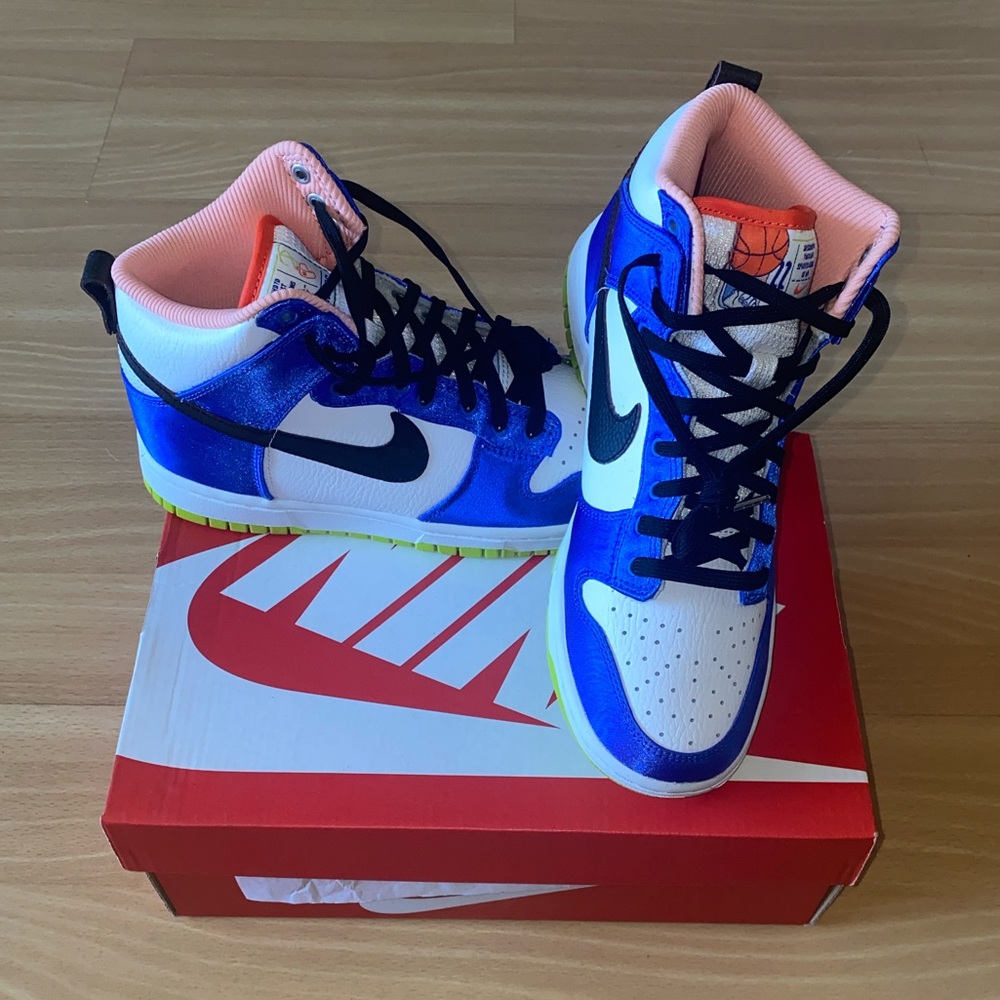 NIKE DUNK HIGH (Doernbecher-Release) “Blue Satin” ~ Size : Woman’s 7.0 ~NWT